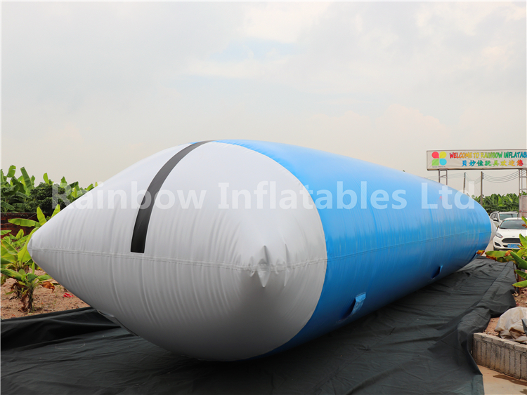 RB31048-4（ 12x3m ） Inflatable blob jump For Outdoor water Game 
