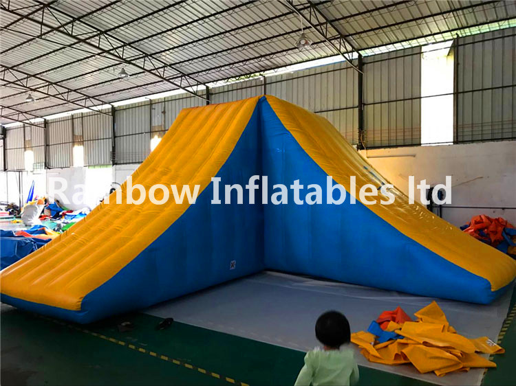 RB32055（9x9x3m）Inflatables water game