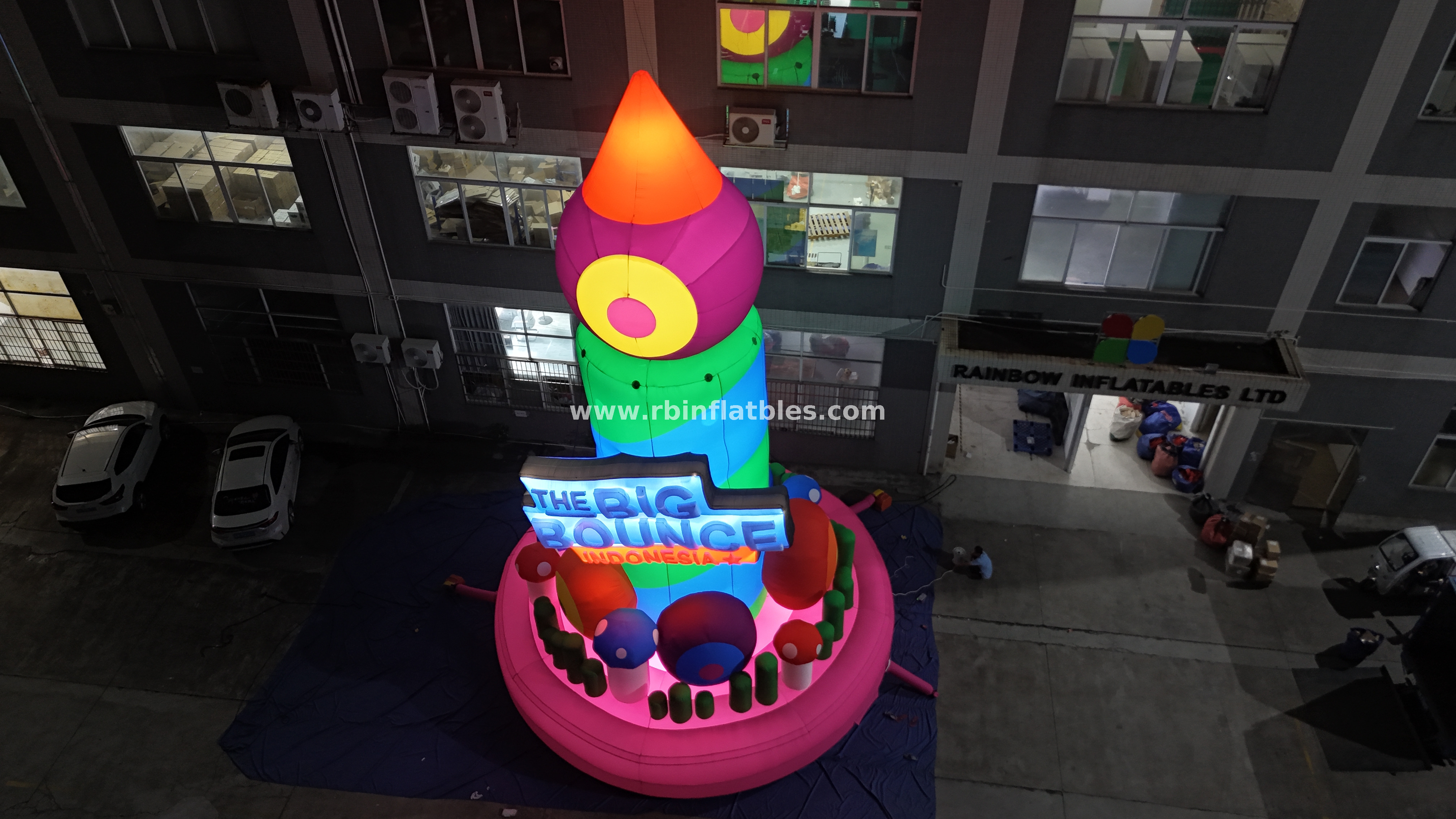 RB22161 Inflatable Cake Cartoon