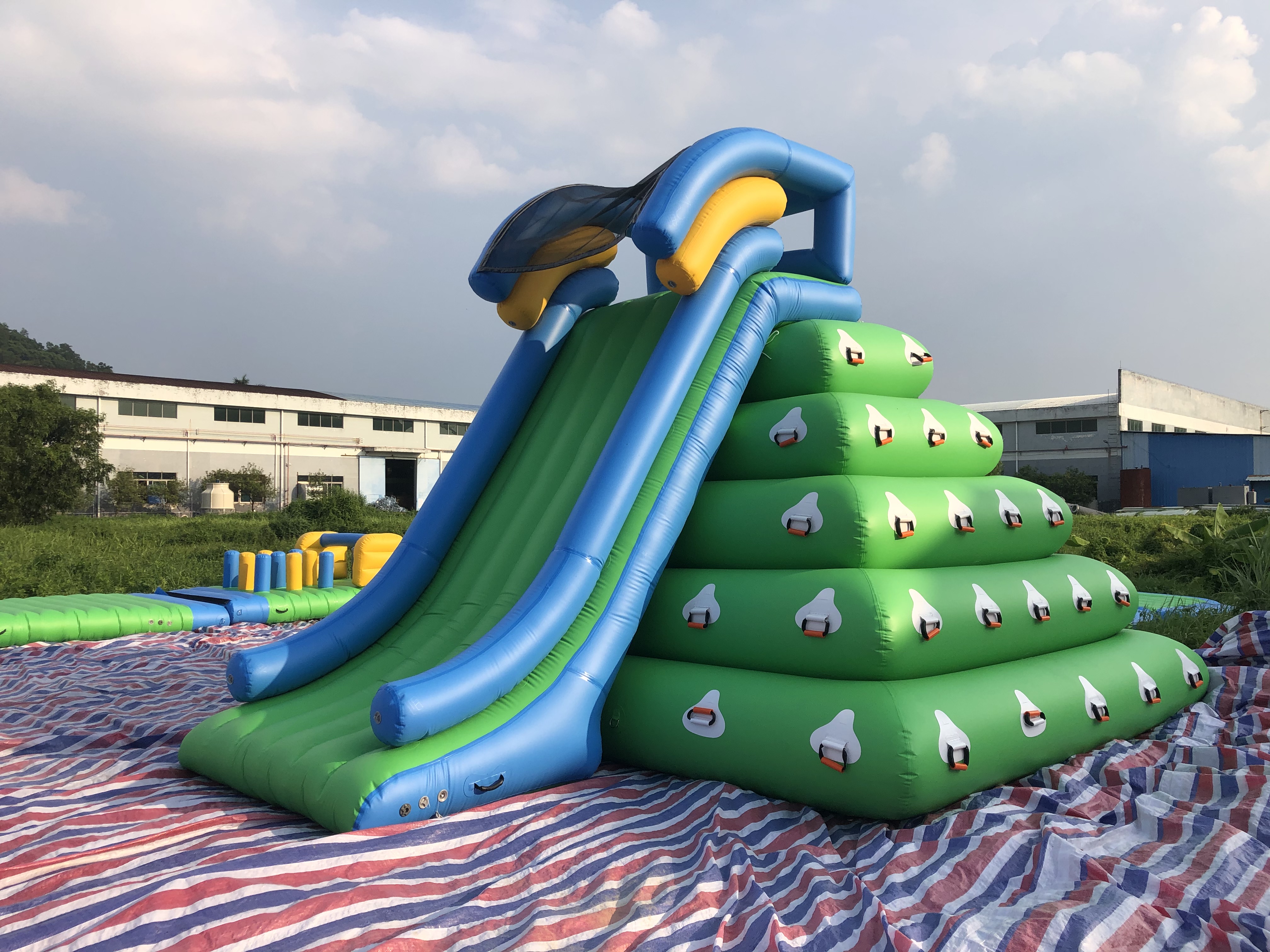 Durable Inflatable Large Floating Water Park for Sale D