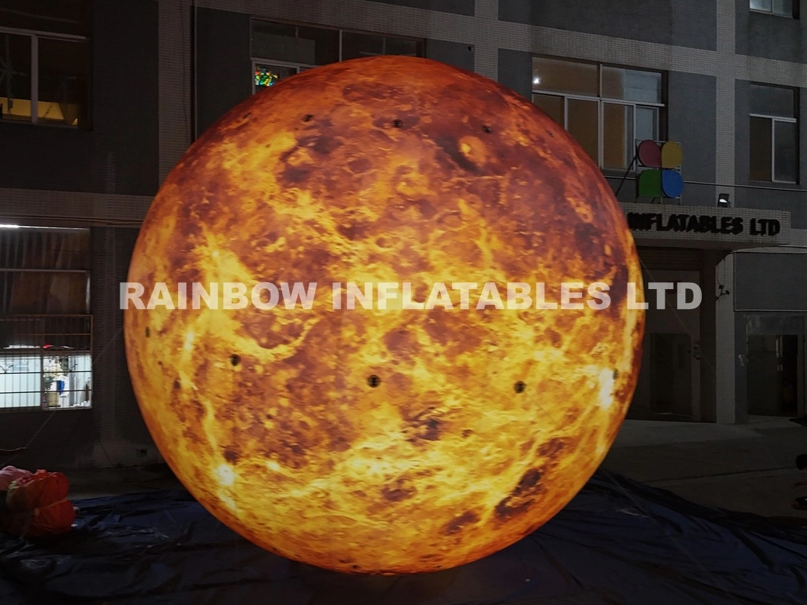 Inflatable Glowing Venus
