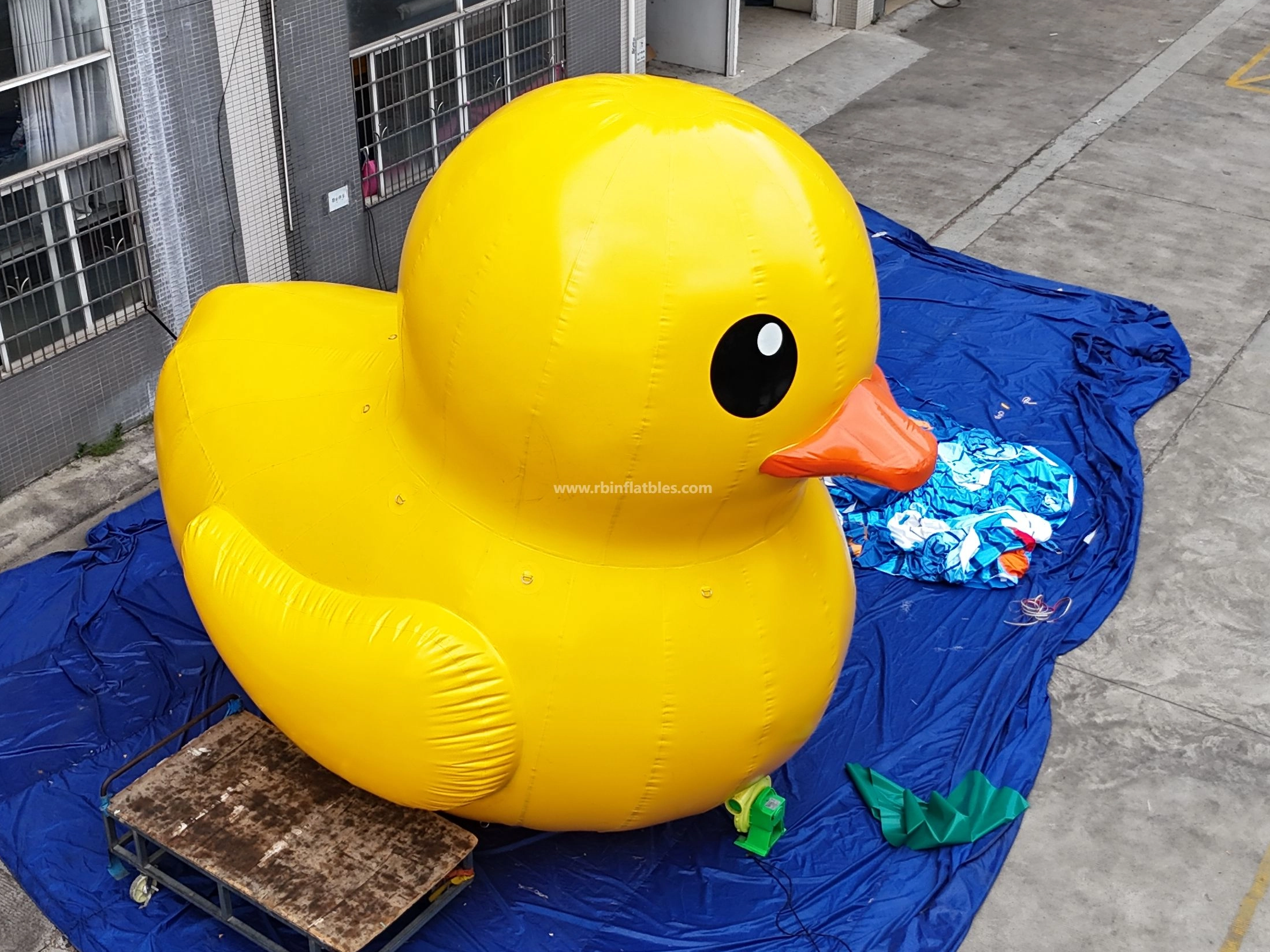 RB25009 5mH Inflatable yellow duck