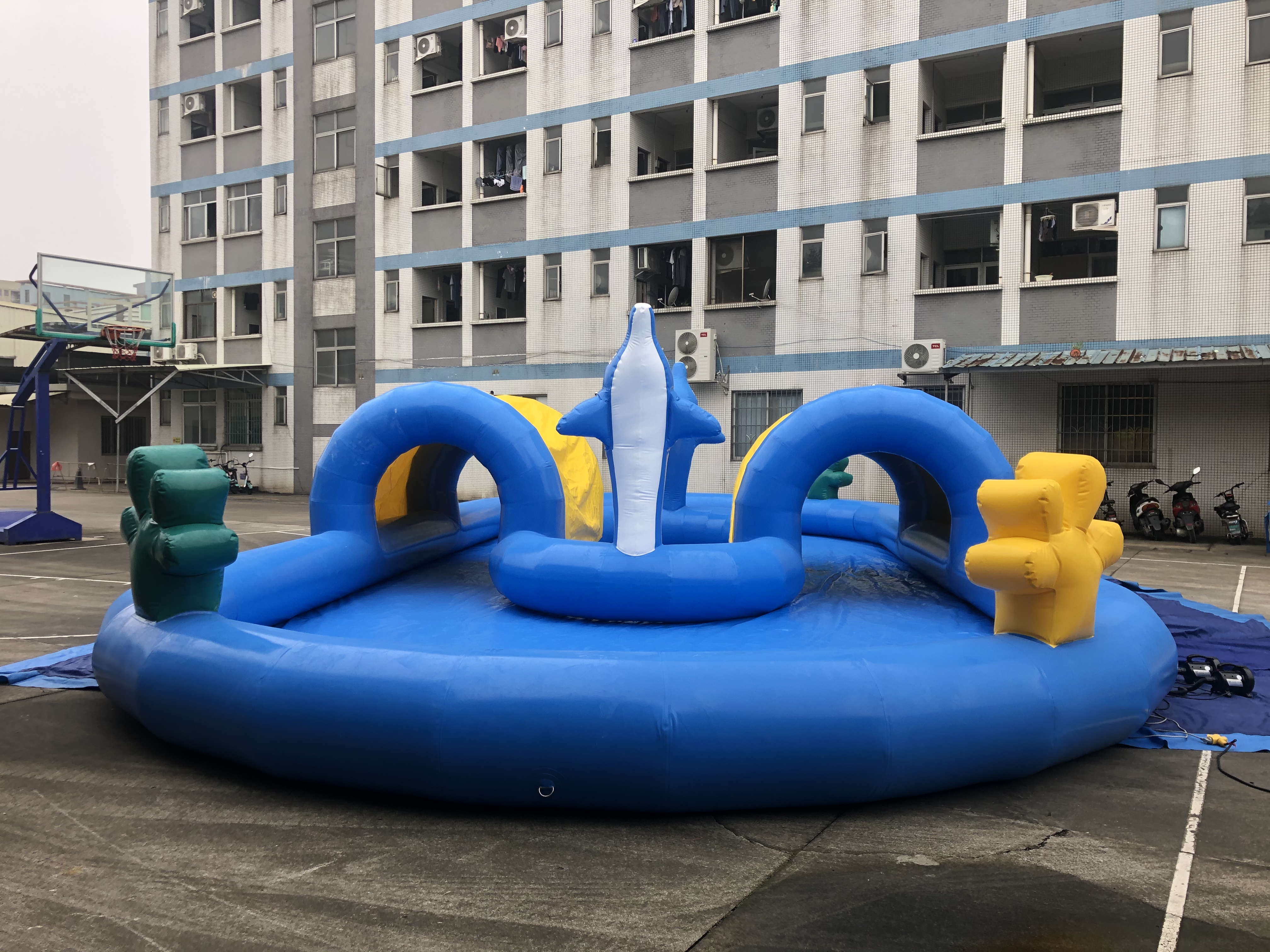 RB30019（15x7m）Inflatable Swimming Pool With Long Track For Sale