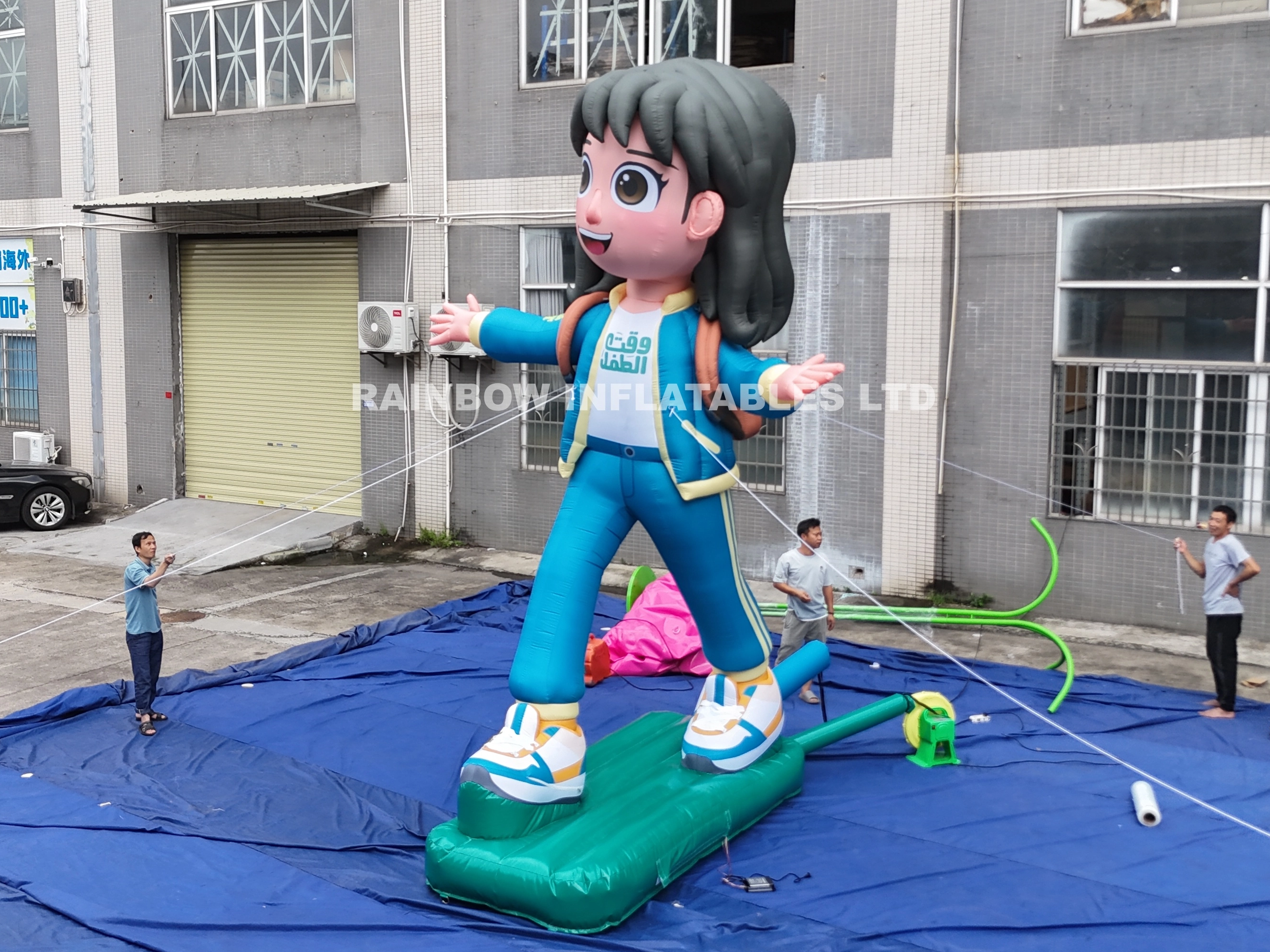 Custom Inflatable Glowing Girl Doll for Party Decoration